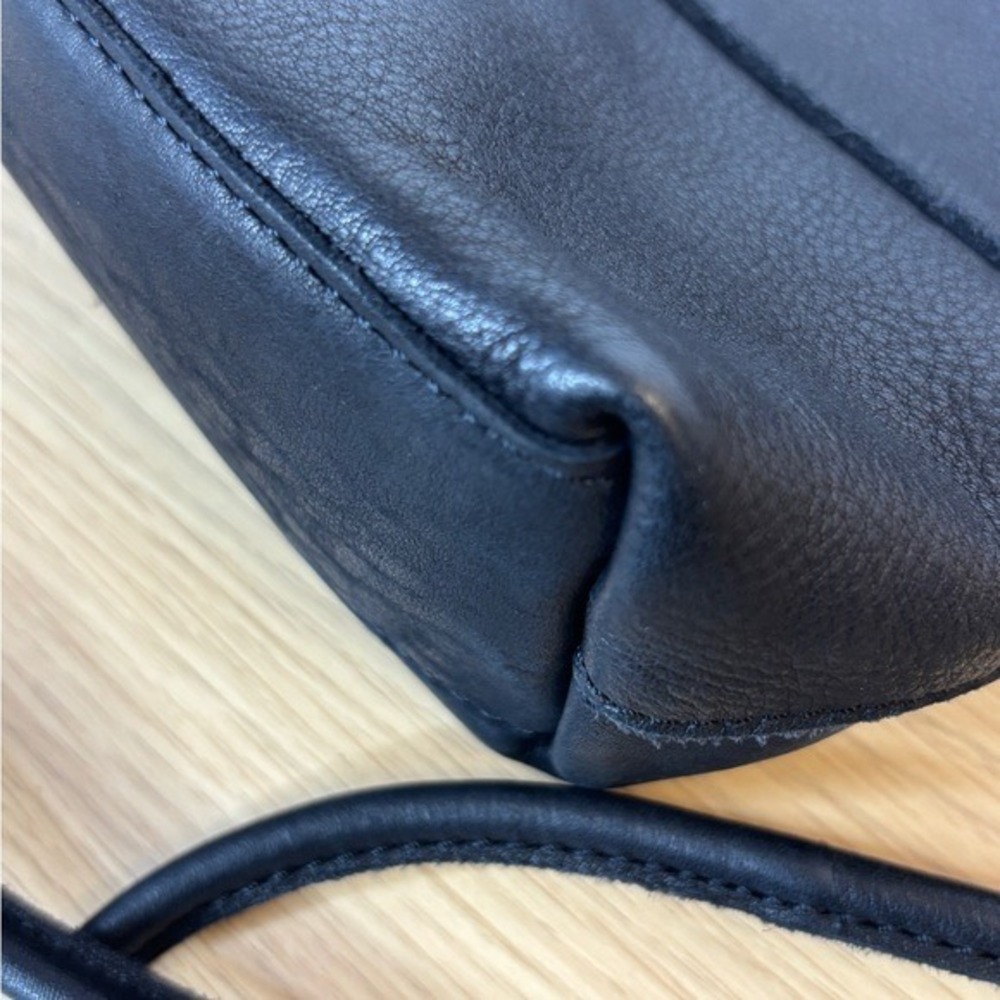 Margot New York Black Genuine Leather Crossbody‎ Bag and Matching Wallet Set - Picture 5 of 10